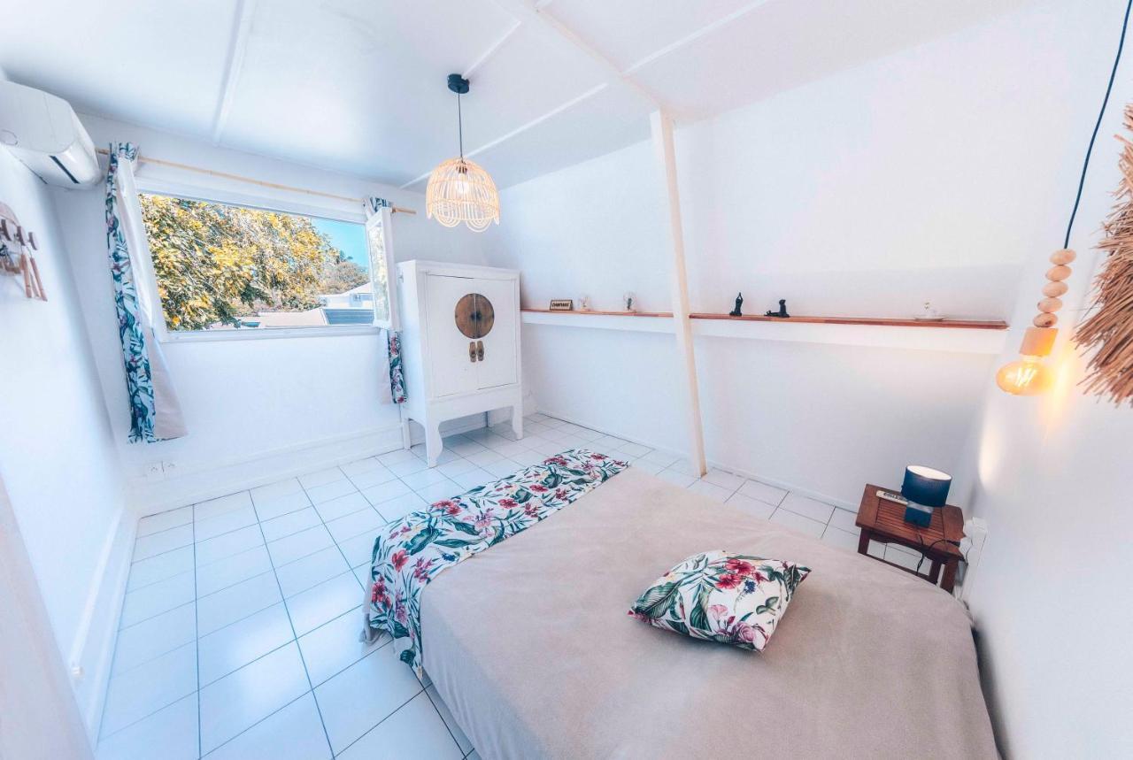 Appartement Coco T4 En R+1 Proche Du Lagon 拉萨尔勒班 外观 照片