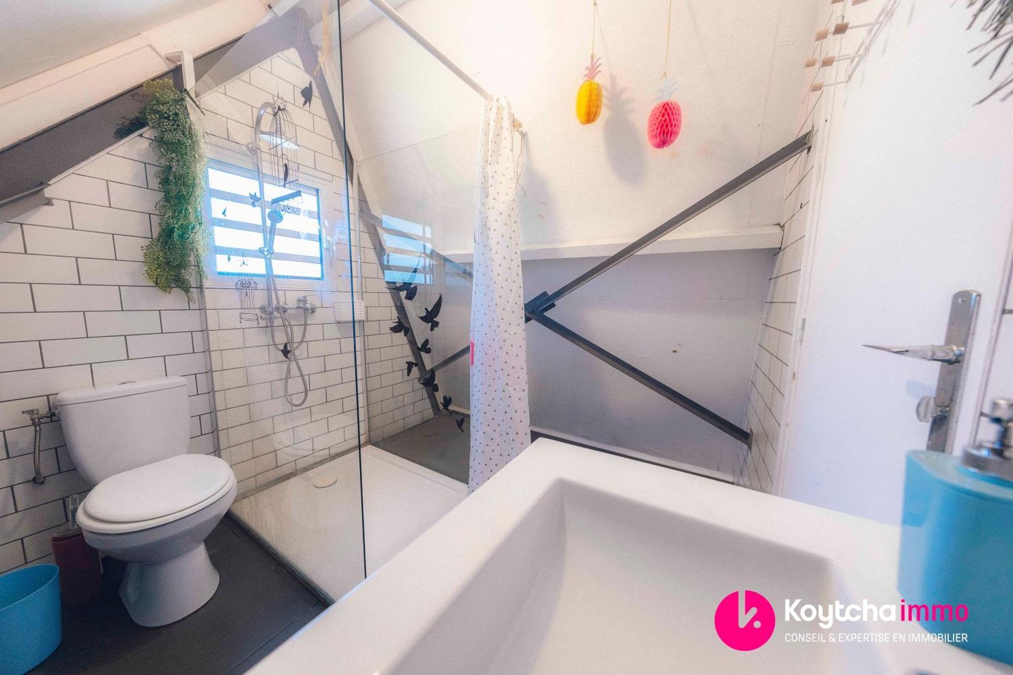 Appartement Coco T4 En R+1 Proche Du Lagon 拉萨尔勒班 外观 照片